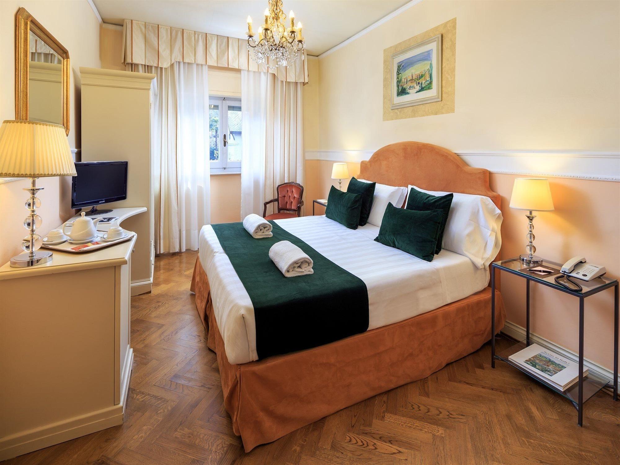 Hotel Villa Carlotta ฟลอเรนซ์ ภายนอก รูปภาพ