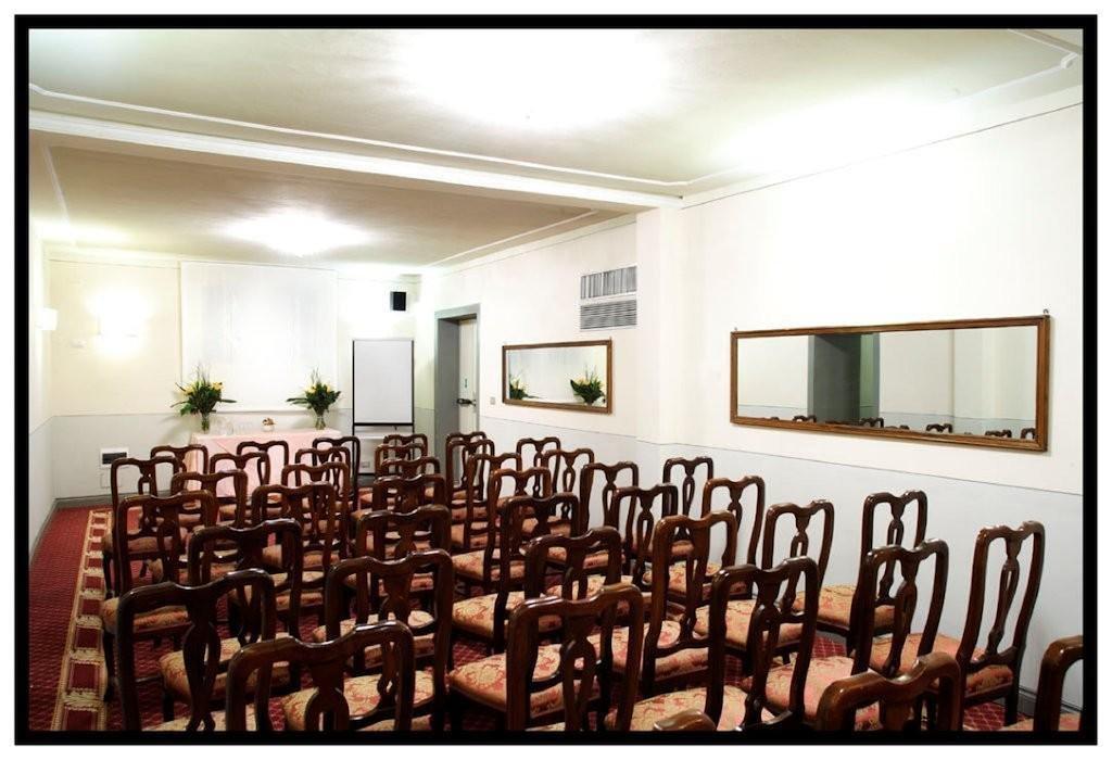 Hotel Villa Carlotta ฟลอเรนซ์ ภายนอก รูปภาพ