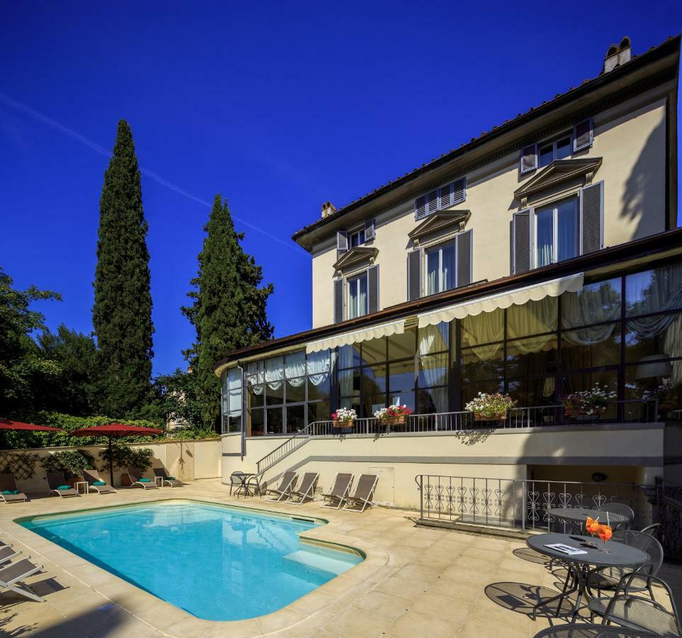 Hotel Villa Carlotta ฟลอเรนซ์ ภายนอก รูปภาพ